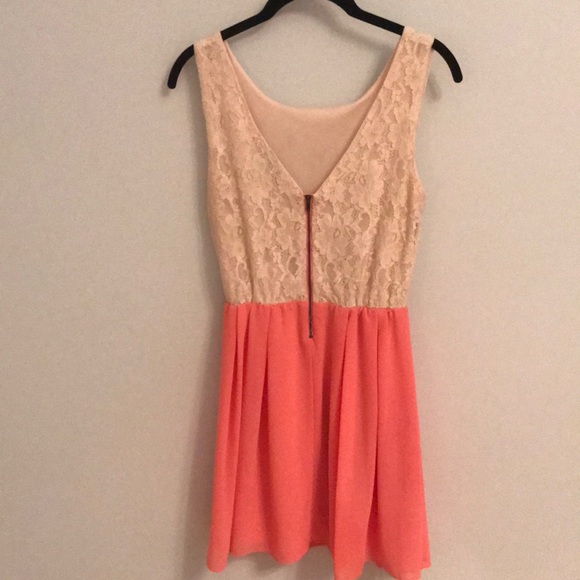 Cream lace dress with pink bottom - Picture 2 of 6